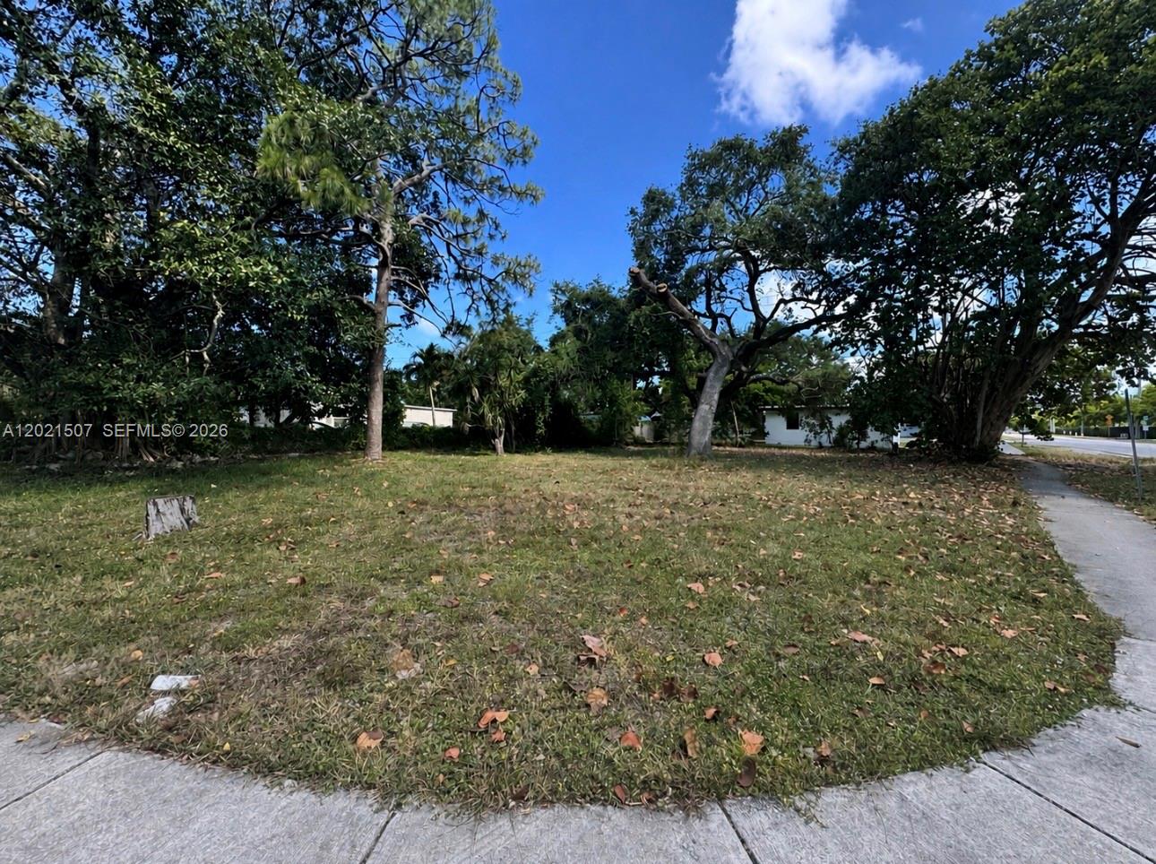 16301 Nw 32nd Ave Property Photo 19