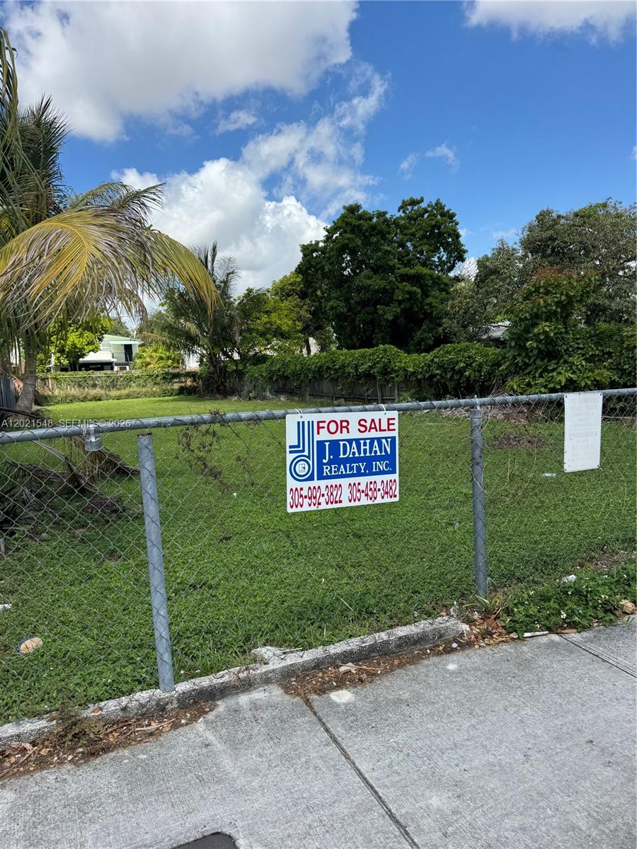 2630 NW 22nd Ct
