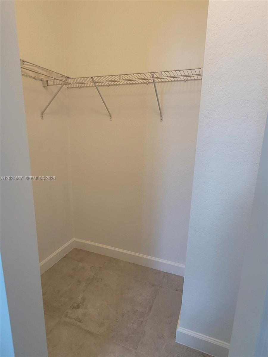 2685 Se 13th St Property Photo 11
