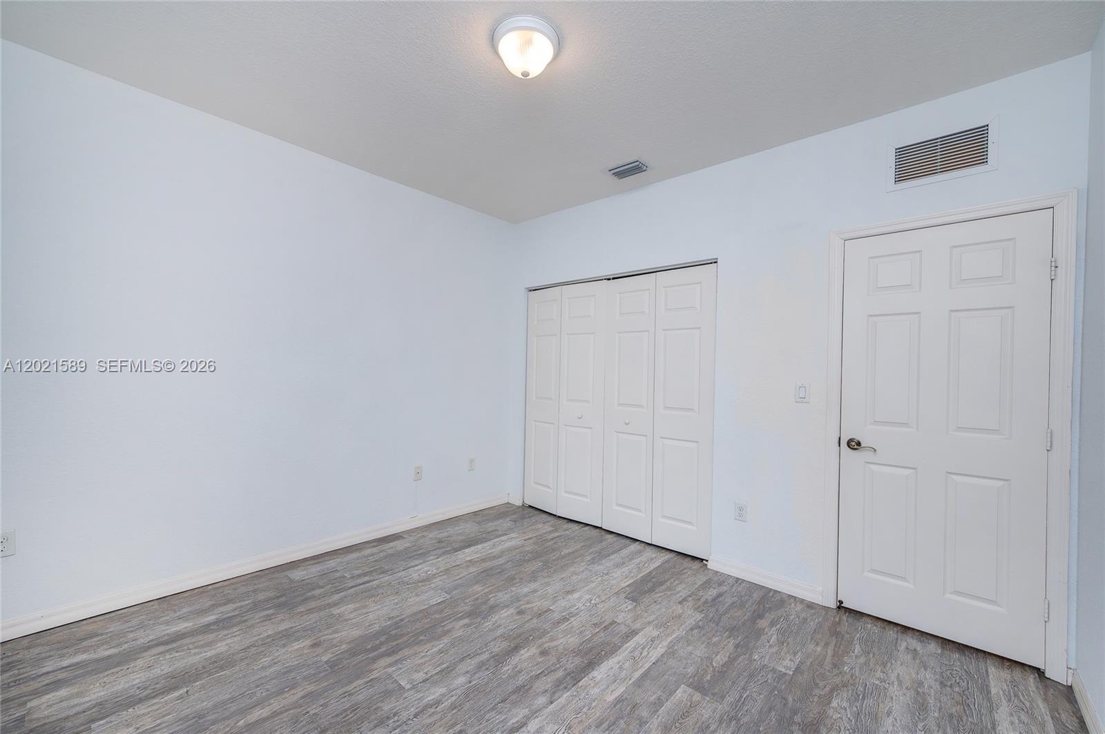2343 Se 16th Pl Property Photo 21