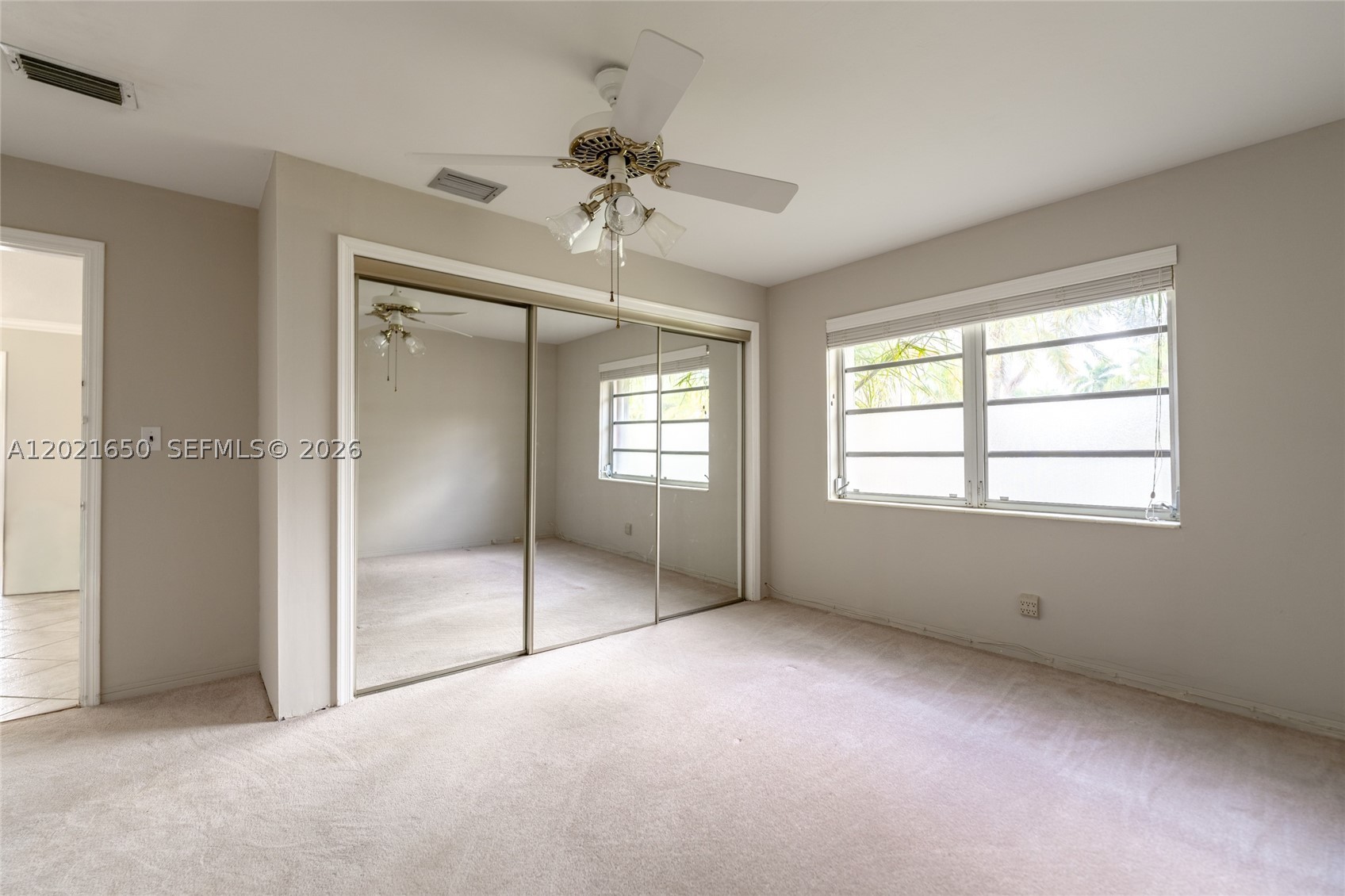 947 Lincoln St Property Photo 13