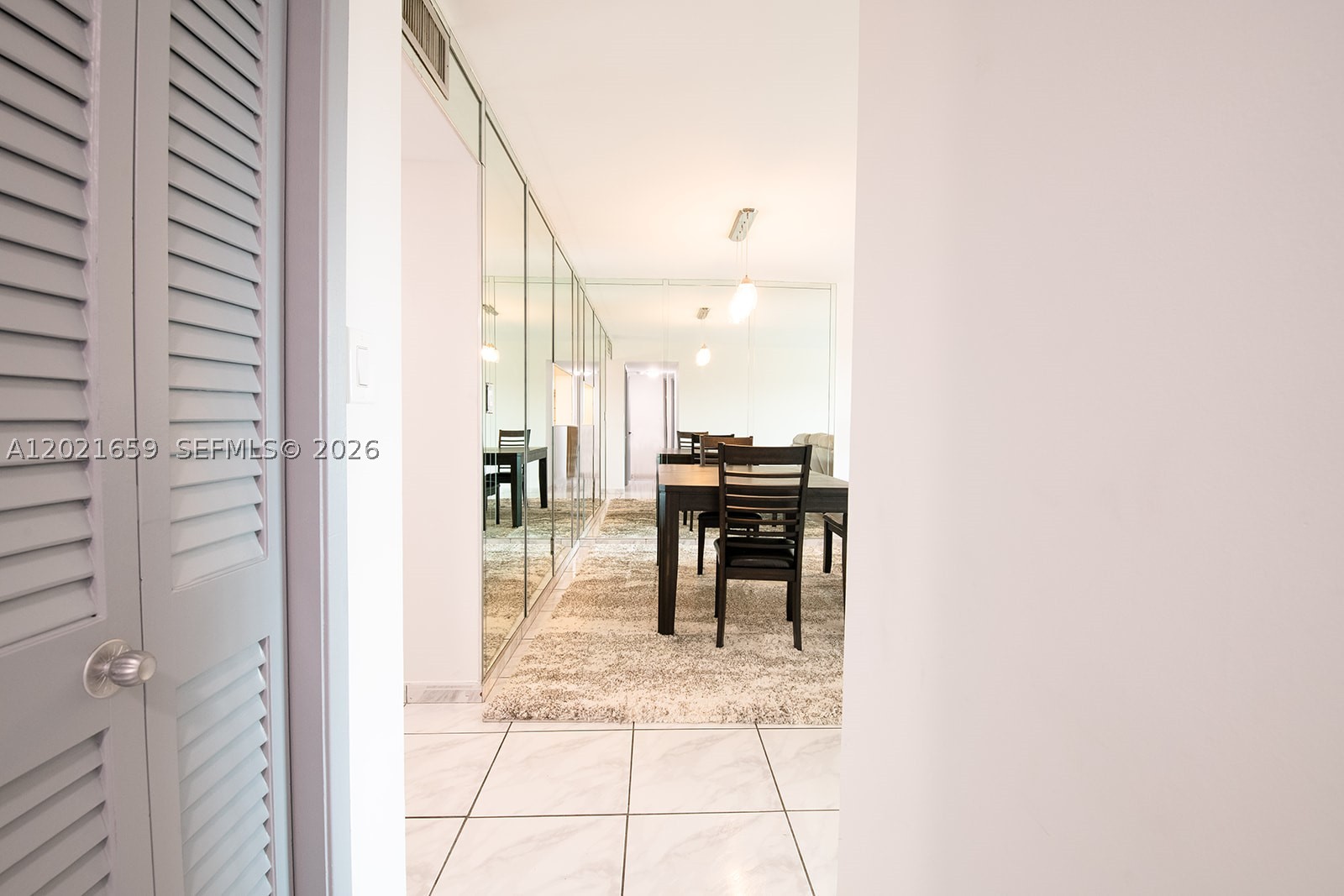 4650 Washington St 502 Property Photo 14