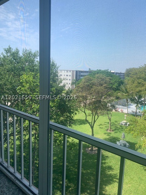4650 Washington St 502 Property Photo 25