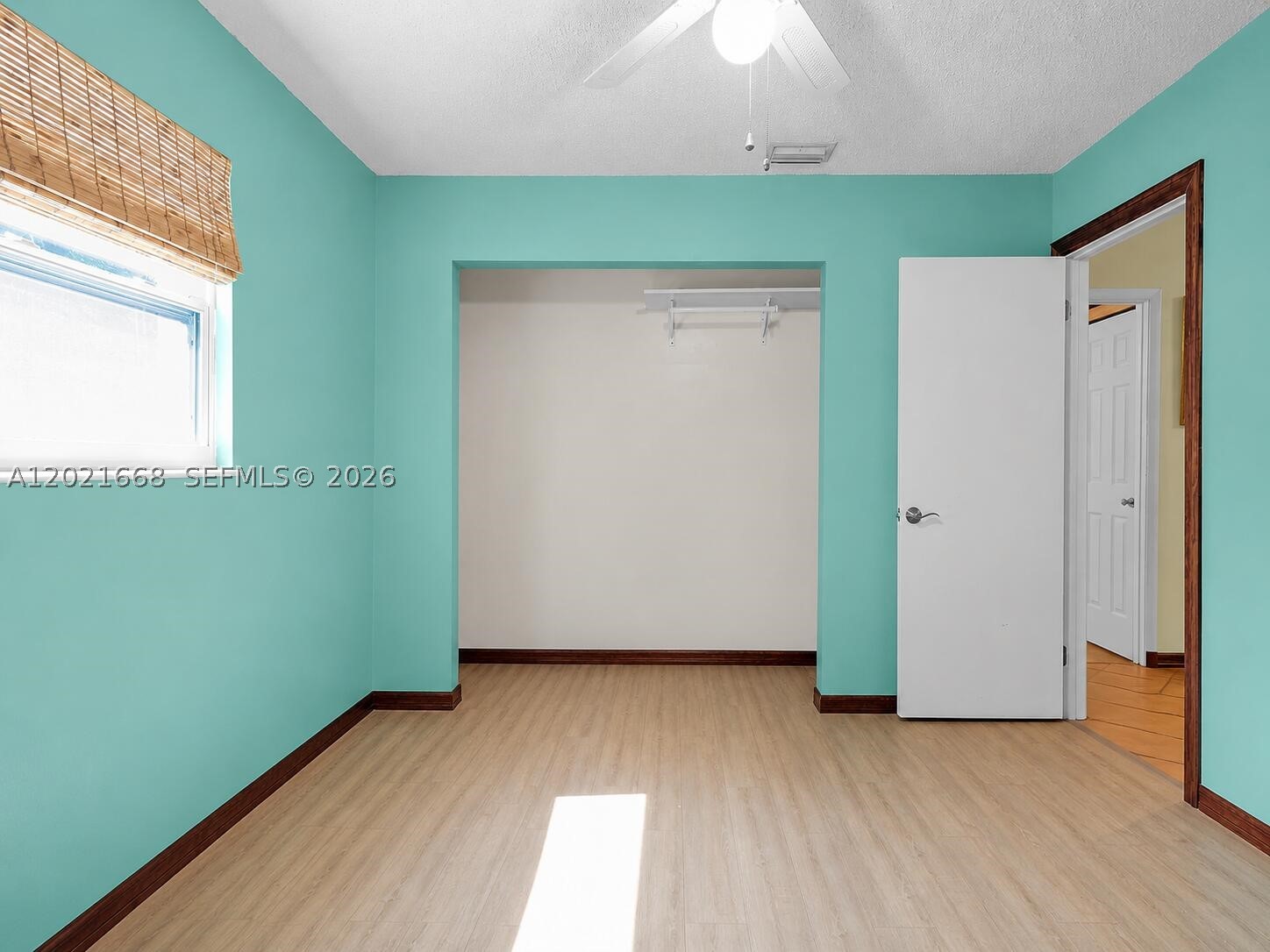 323 Bay View Ave Property Photo 44
