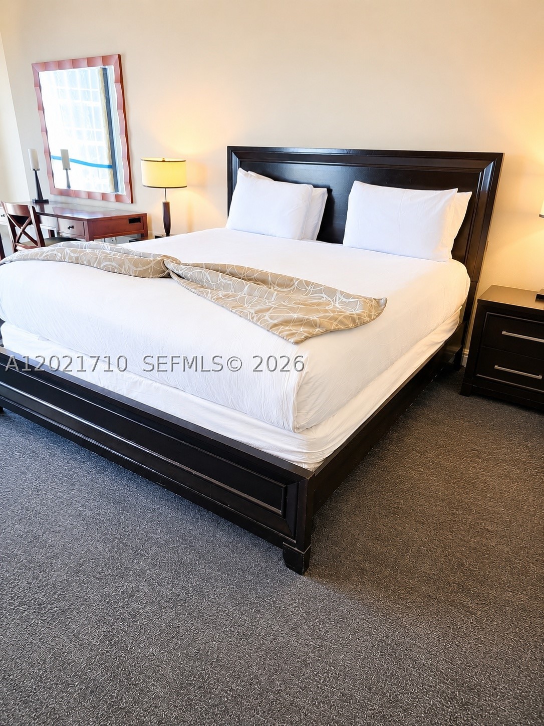 18001 Collins Ave 605 Property Photo 9