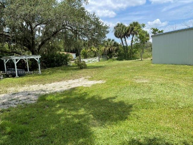 1326 Red Barn Rd Property Photo 4