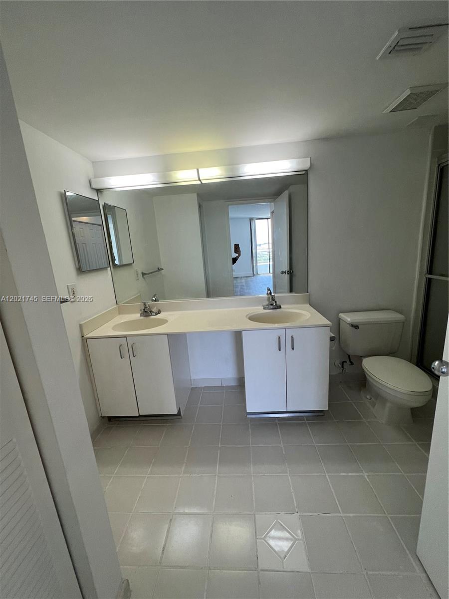 3300 Ne 192nd St 616 Property Photo 19
