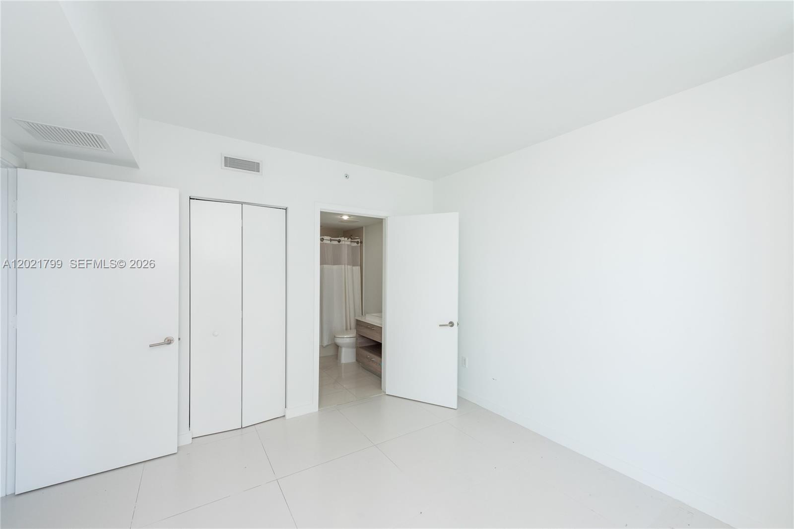 1300 S Miami Ave 4709 Property Photo 11
