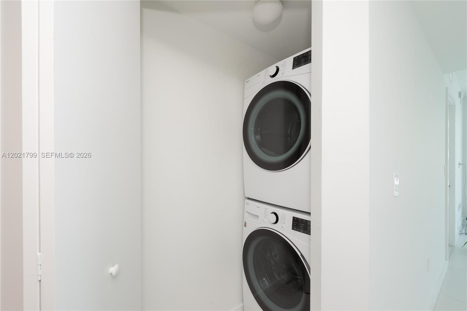 1300 S Miami Ave 4709 Property Photo 18