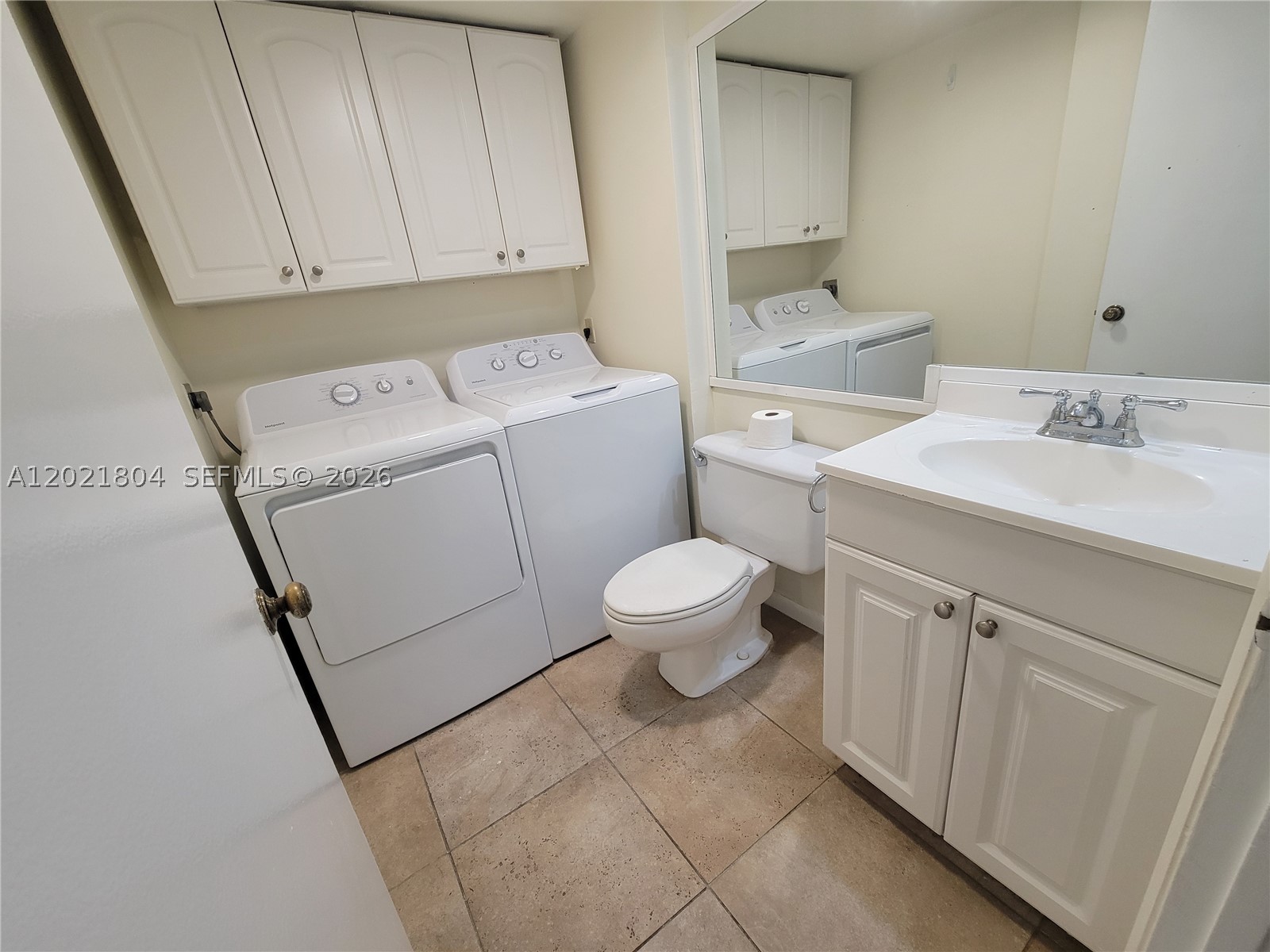 3227 32nd Way 3227 Property Photo 18