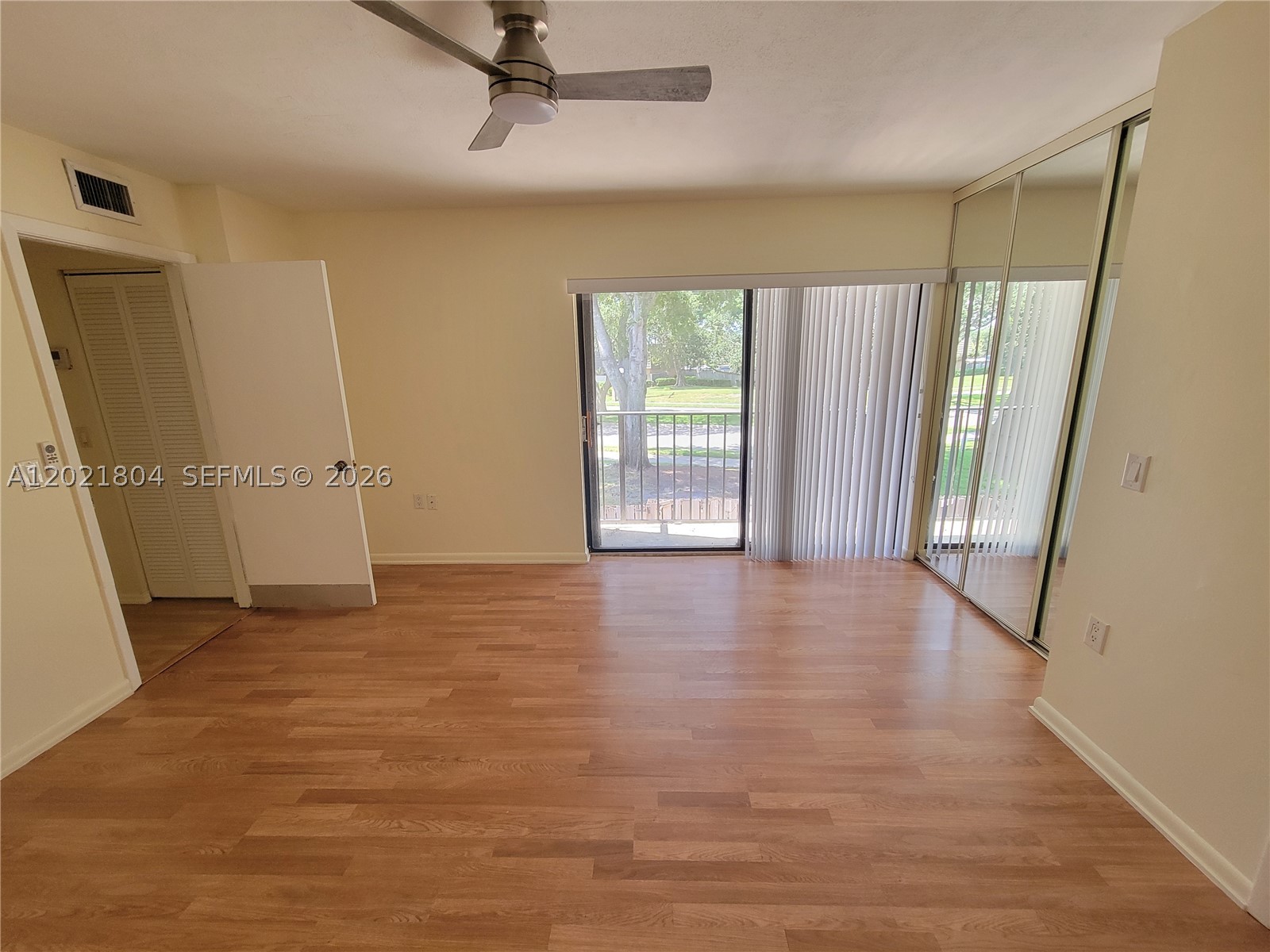3227 32nd Way 3227 Property Photo 28