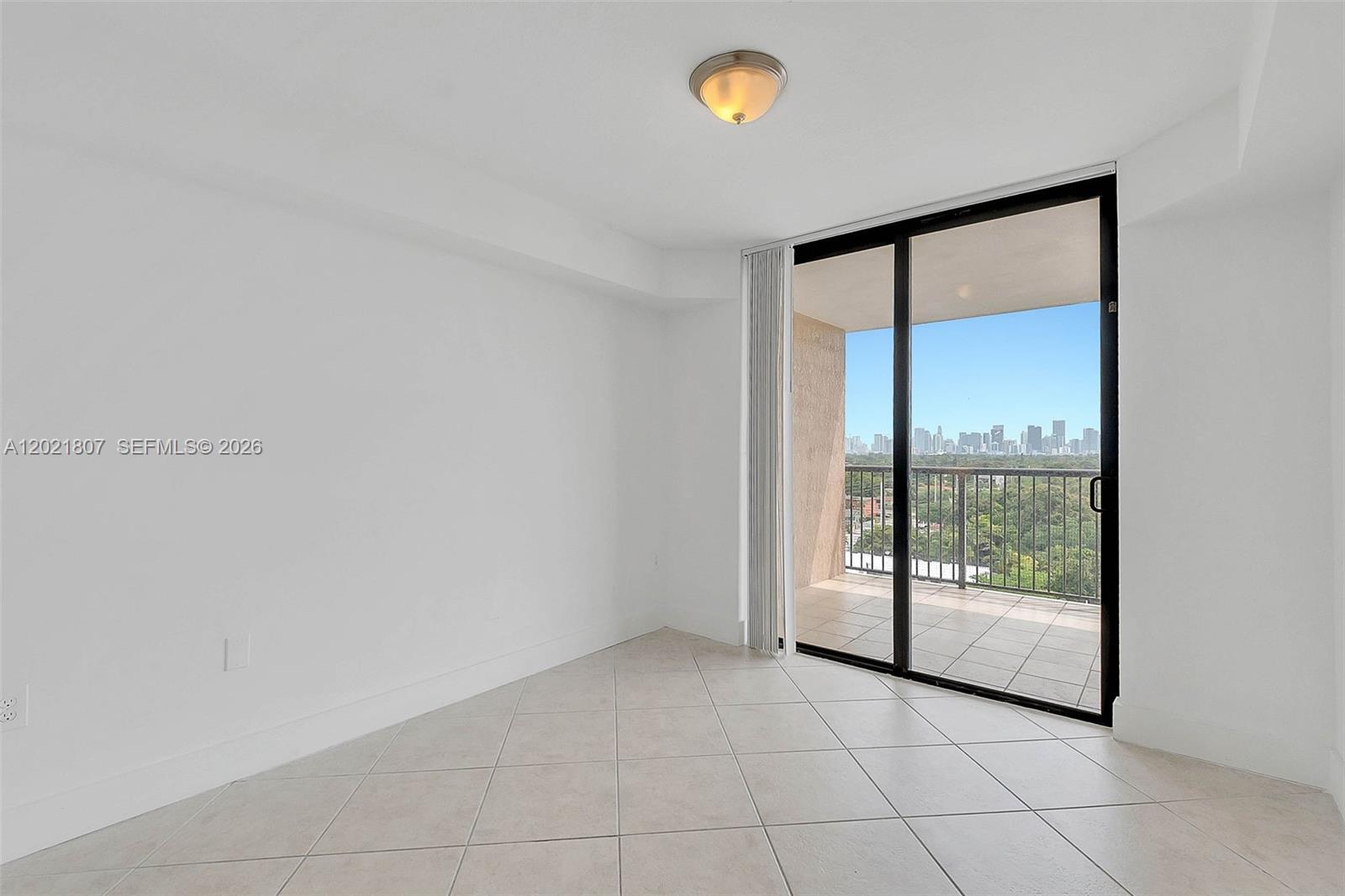 1690 Sw 27th Ave 805 Property Photo 15