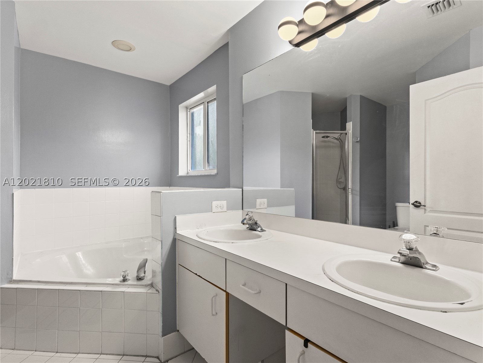 5033 Nw 114th Ct Property Photo 16