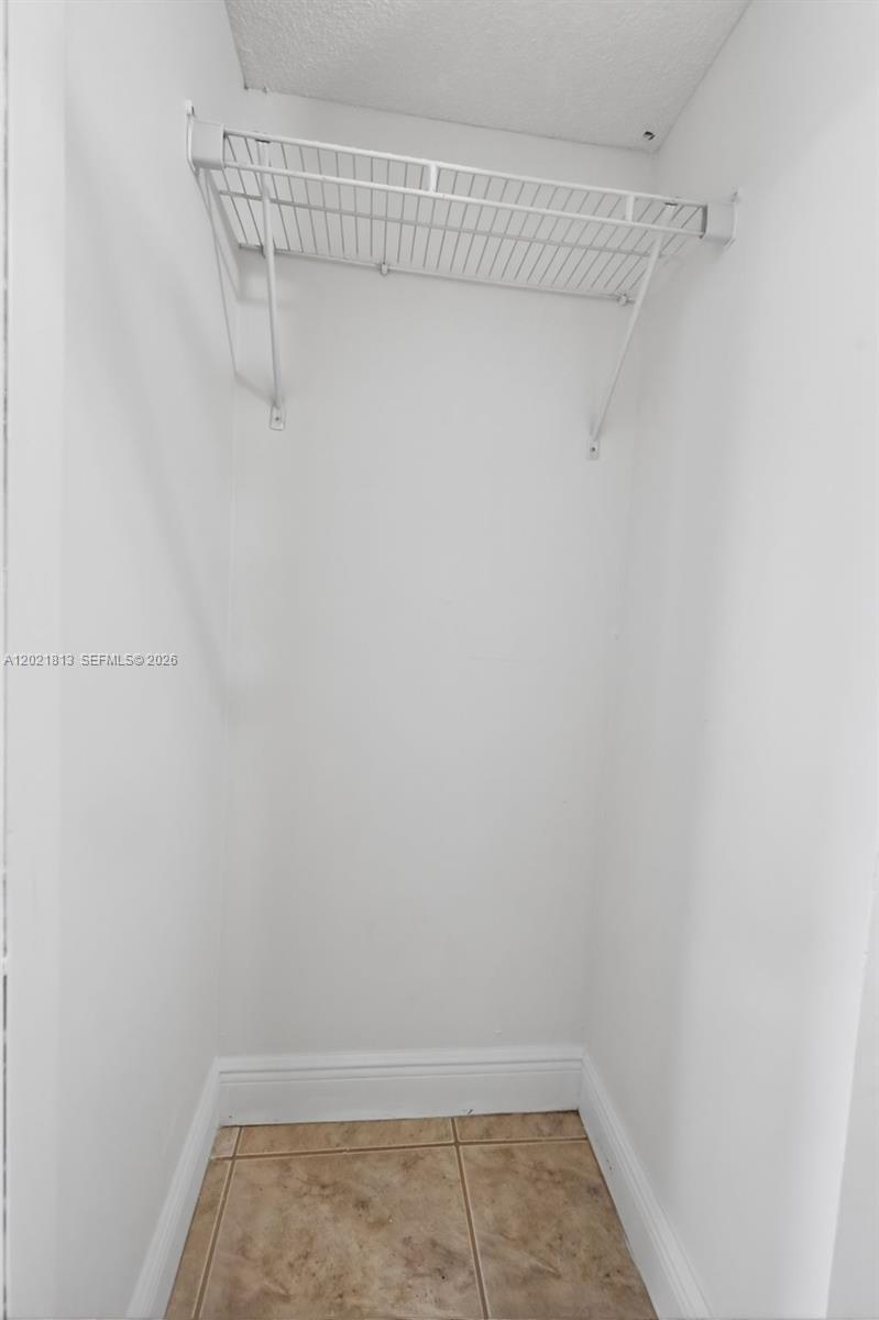 1020 94th St 301 Property Photo 28