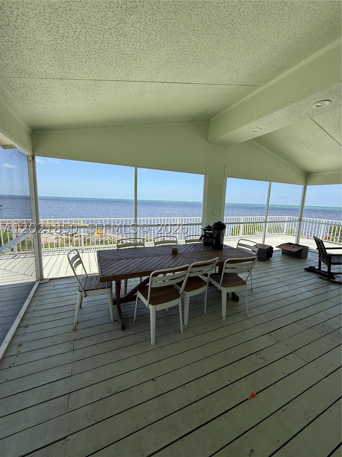 172 Valois Blvd Property Photo 11