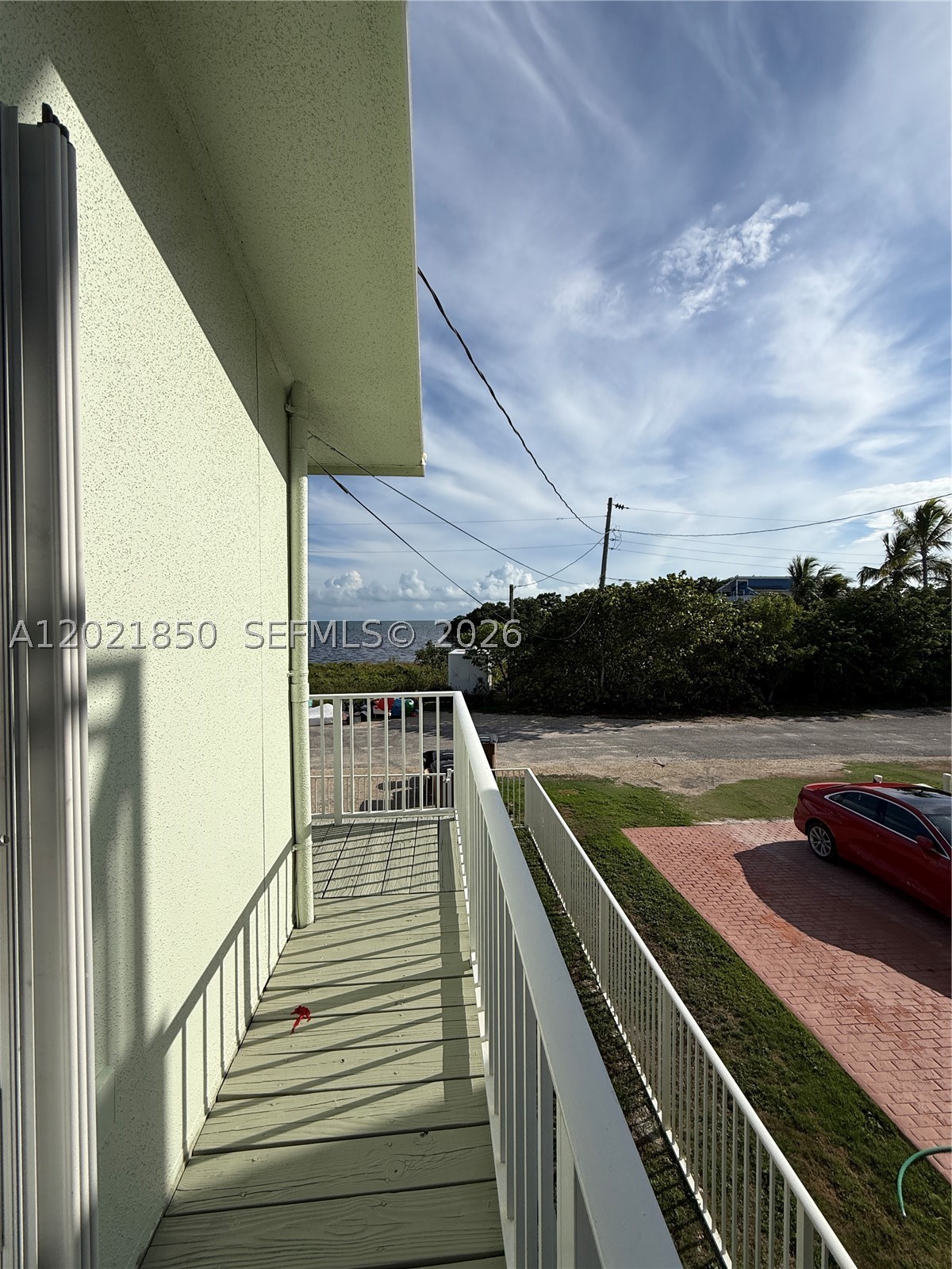 172 Valois Blvd Property Photo 27