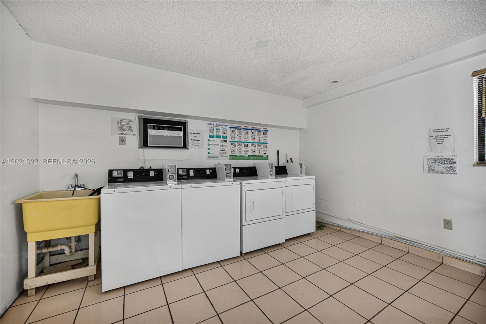 1334 Collins Ave 403 Property Photo 31