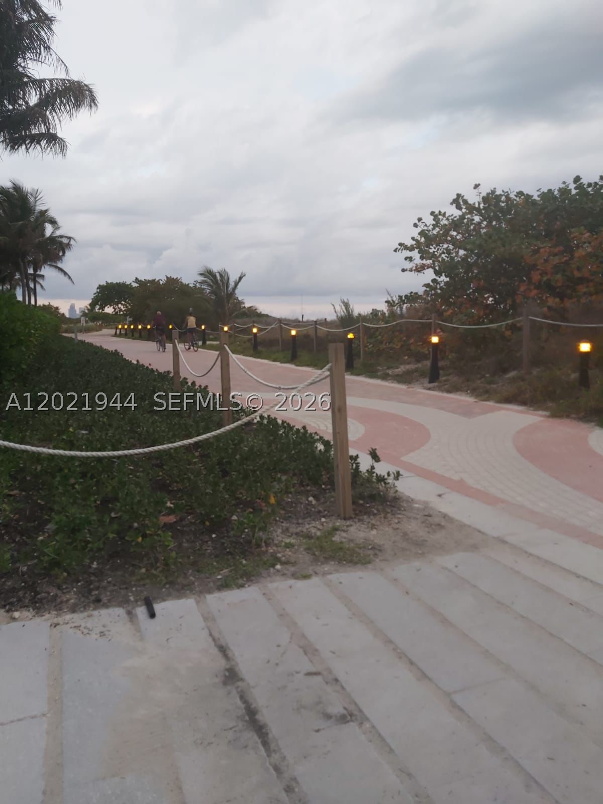 8855 Collins Ave 6f Property Photo 26
