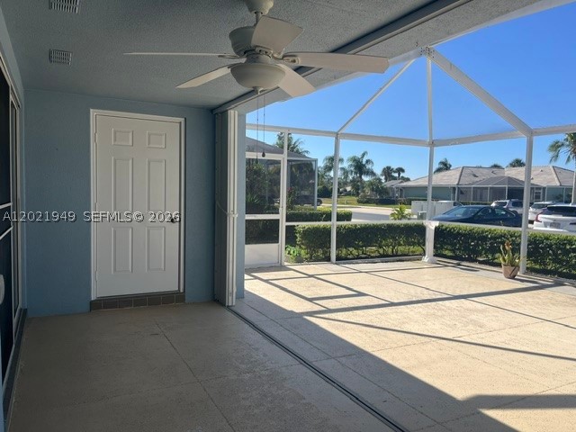 1215 Nw Sun Terrace Cir Property Photo 4