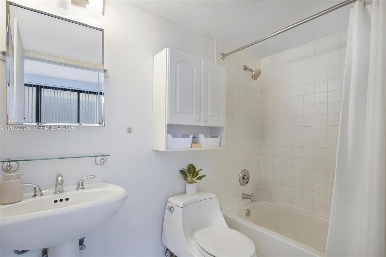 540 Brickell Key Dr 308 Property Photo 17