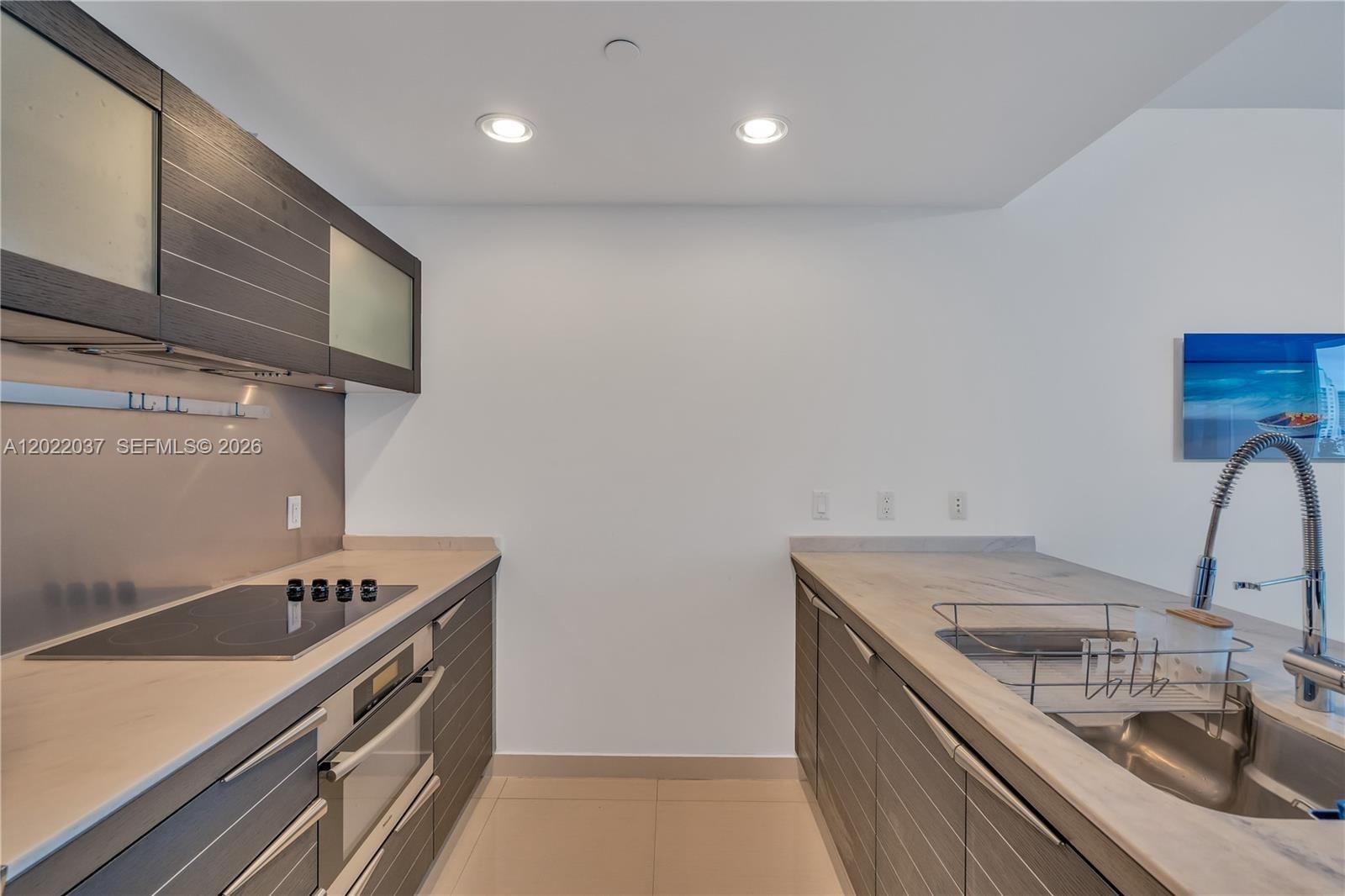 200 Biscayne Boulevard Way 3911 Property Photo 6