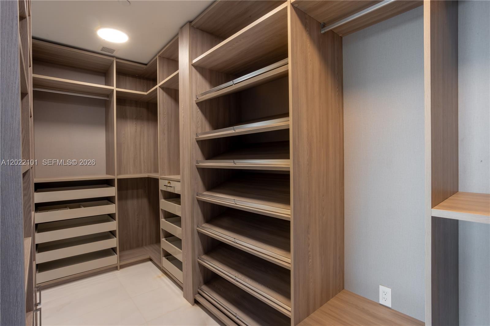300 Biscayne Boulevard Way 2203c Property Photo 6