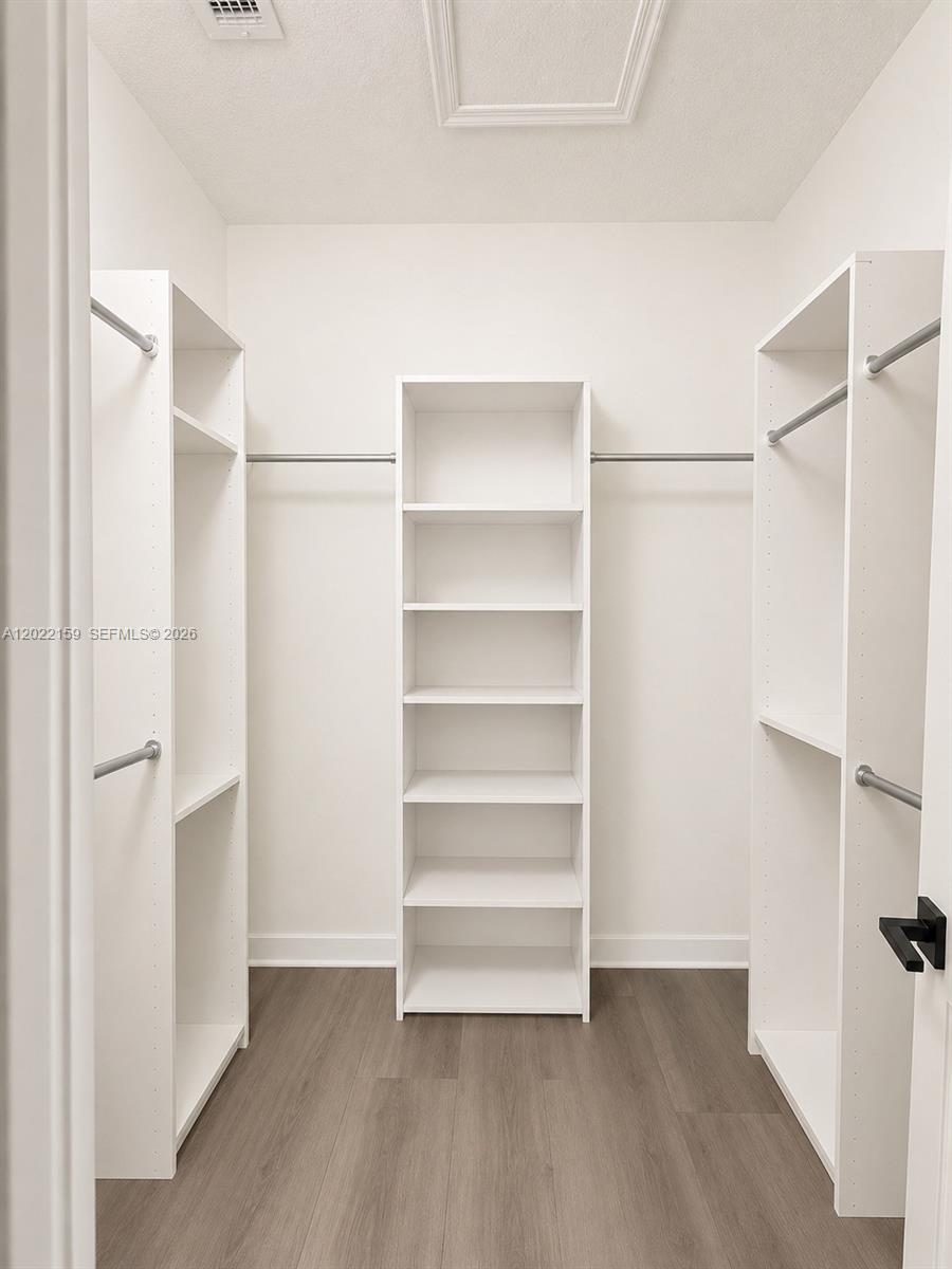 7232 Maidstone Dr Property Photo 6