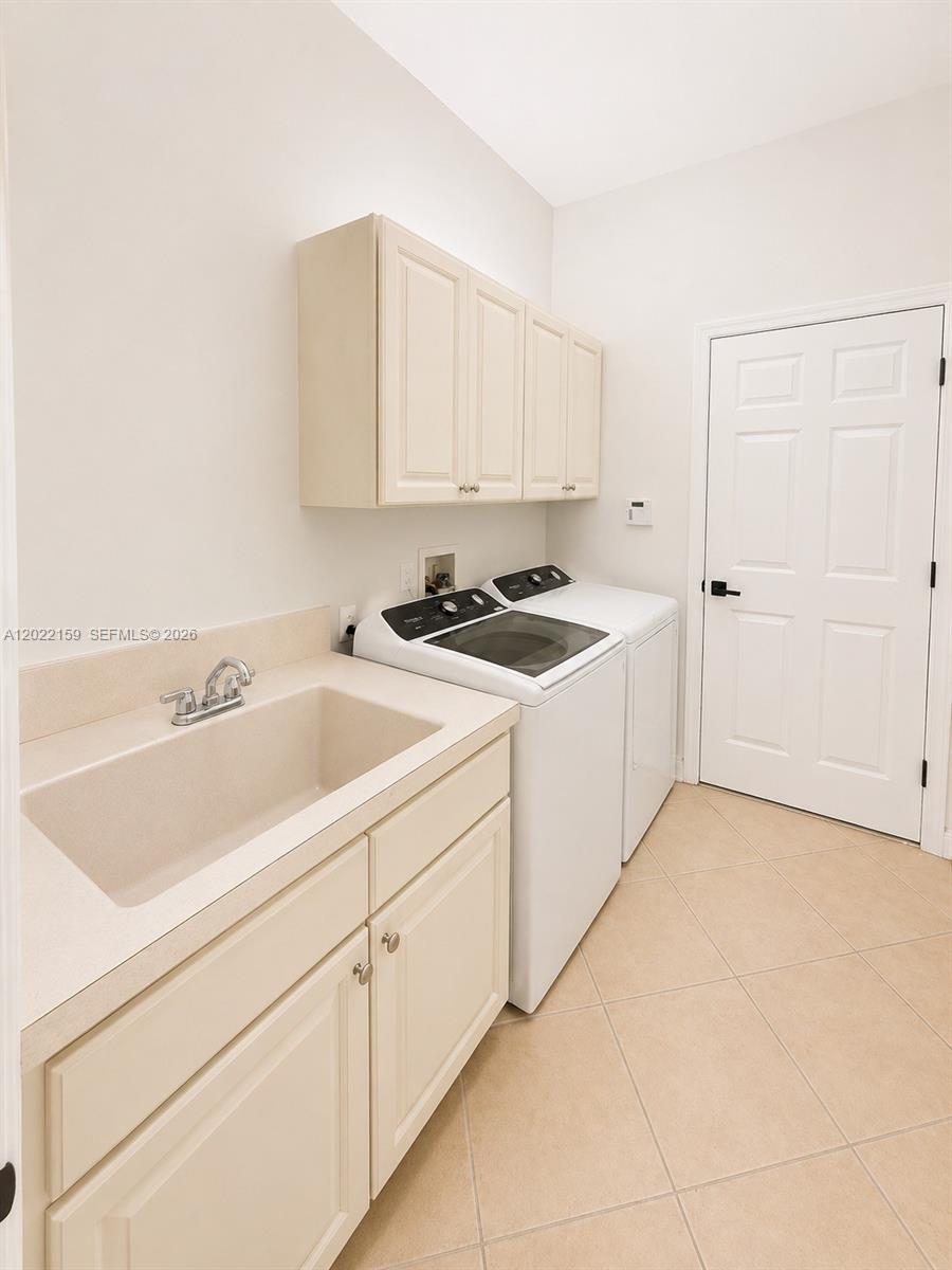 7232 Maidstone Dr Property Photo 13