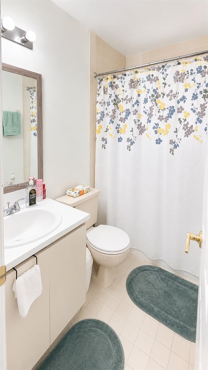 7603 W 29th Ln 202-55 Property Photo 13