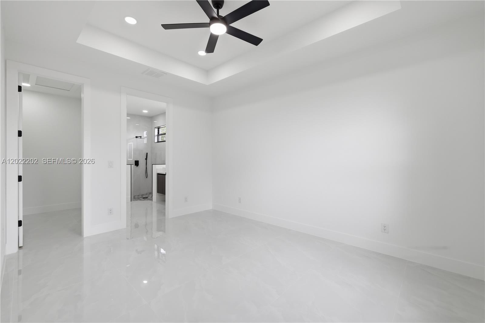 1222 Earnest St E Property Photo 10