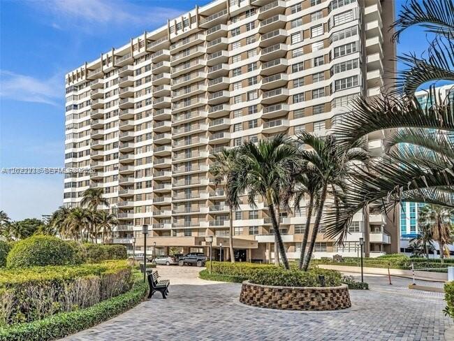 1965 S Ocean Dr 9K Property Photo 1