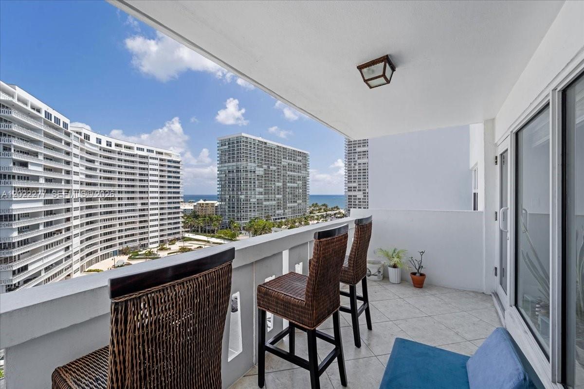 2100 S Ocean Dr 10e Property Photo 3