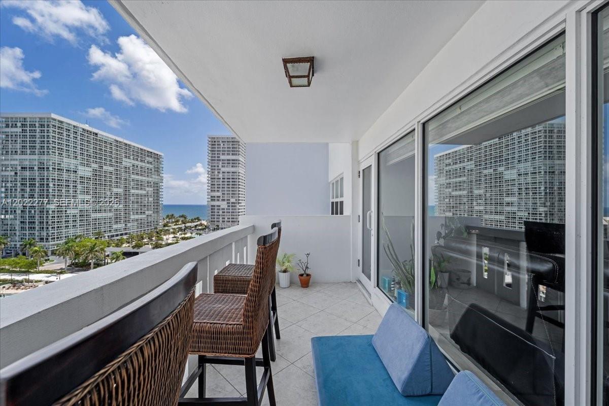 2100 S Ocean Dr 10e Property Photo 5