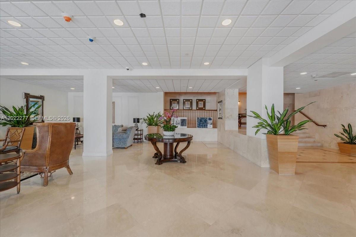 2100 S Ocean Dr 10e Property Photo 9