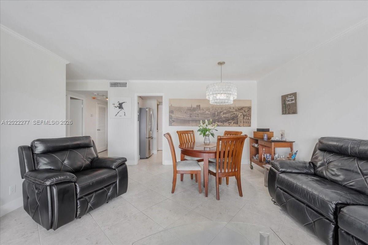 2100 S Ocean Dr 10e Property Photo 19