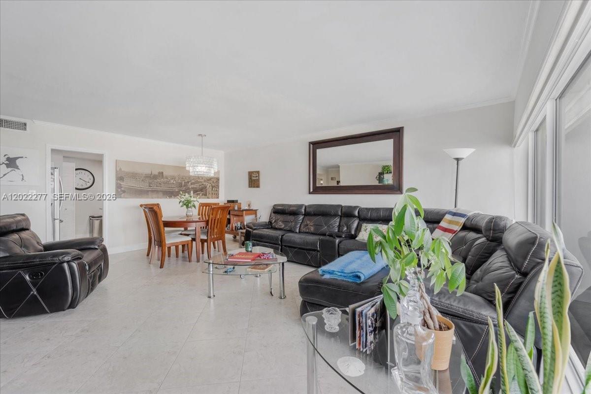 2100 S Ocean Dr 10e Property Photo 20