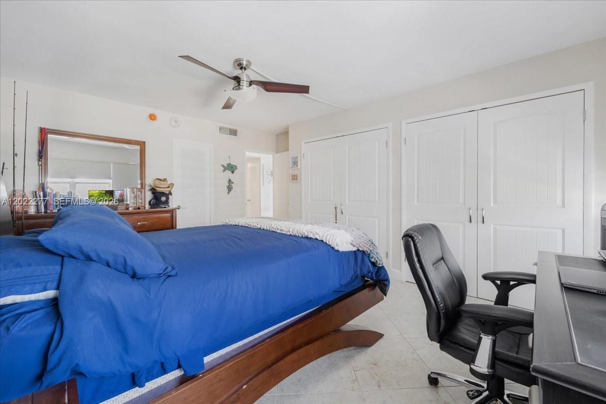 2100 S Ocean Dr 10e Property Photo 30