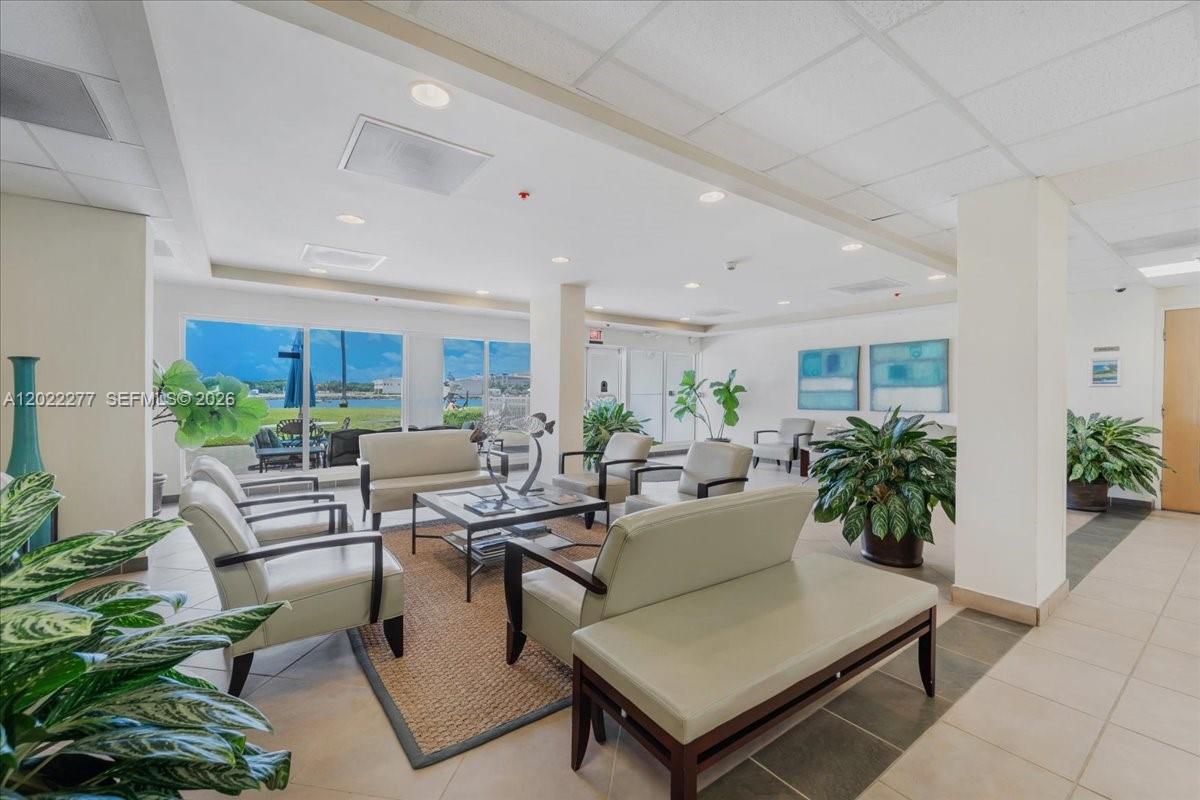 2100 S Ocean Dr 10e Property Photo 40