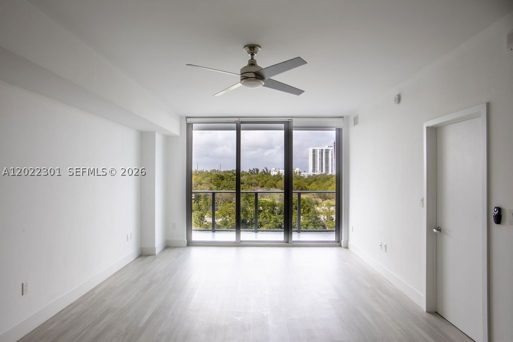 16385 N Biscayne Blvd 403 Property Photo 3