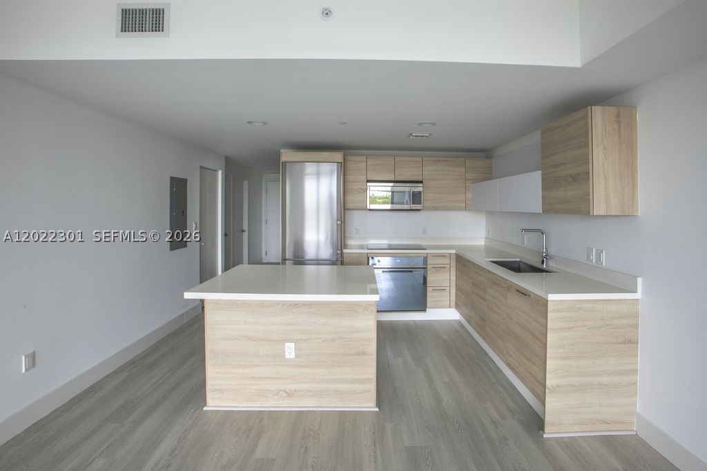 16385 N Biscayne Blvd 403 Property Photo 5