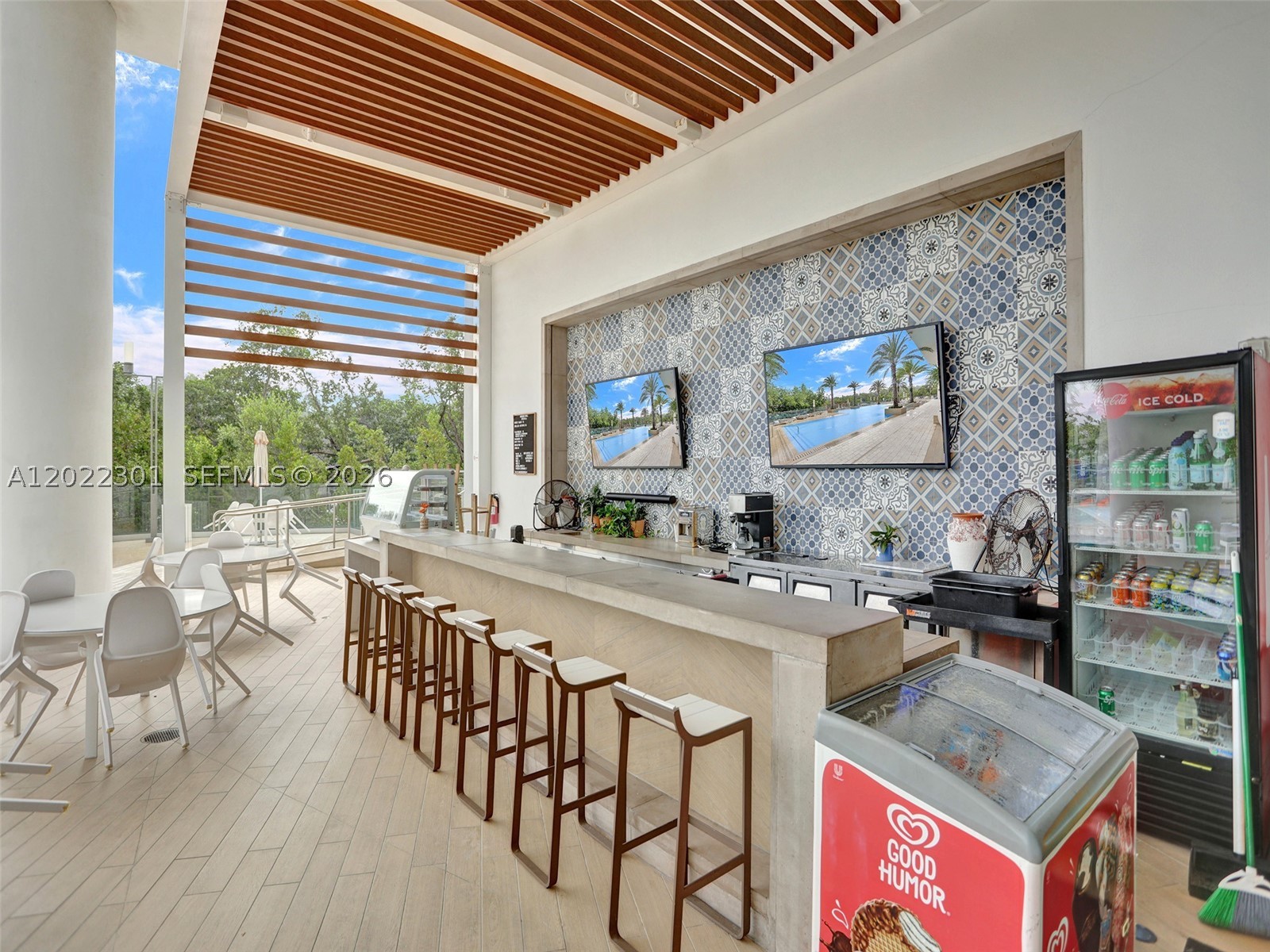 16385 N Biscayne Blvd 403 Property Photo 19