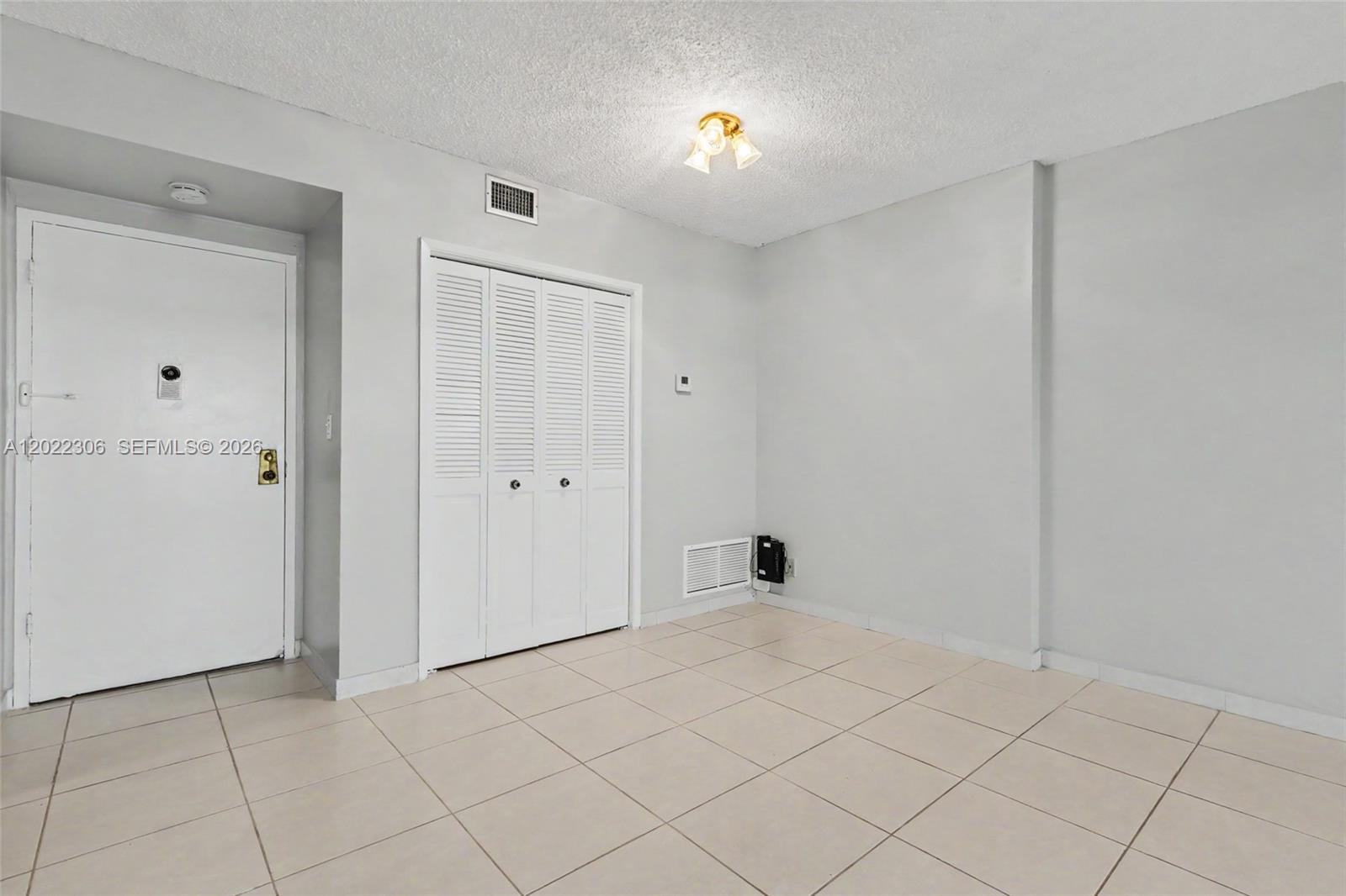 4330 Hillcrest Dr 506 Property Photo 14