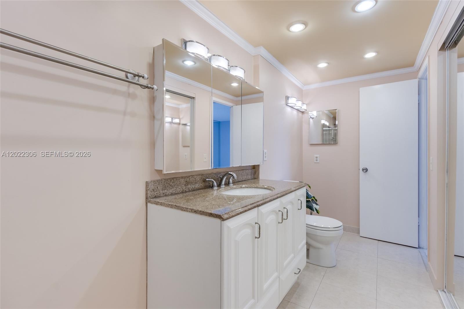 4330 Hillcrest Dr 506 Property Photo 18
