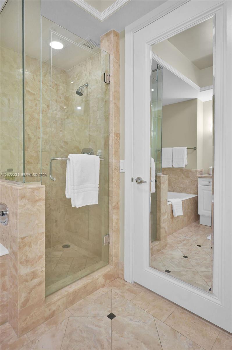 1435 Brickell Ave 3210 Property Photo 17