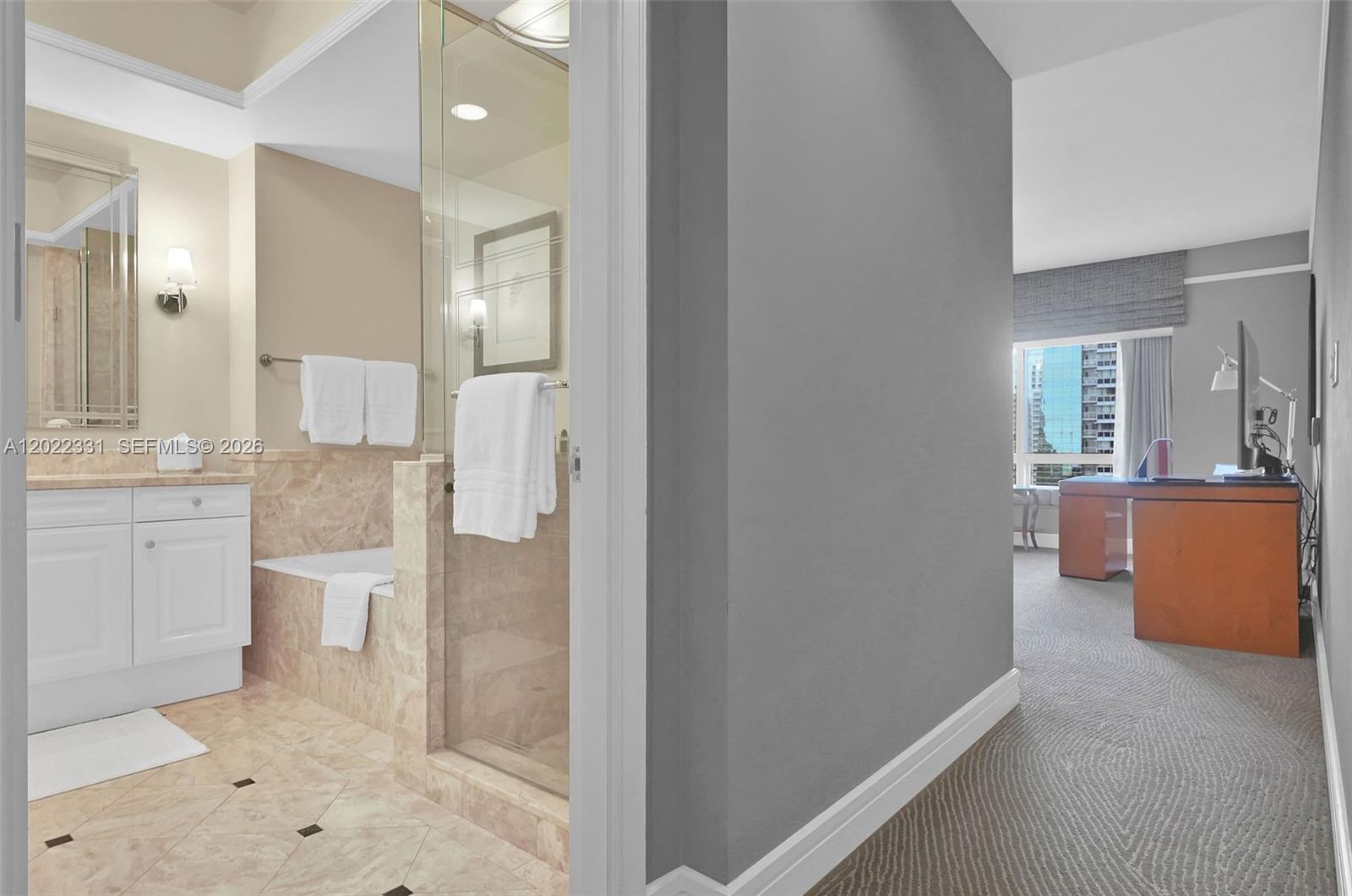 1435 Brickell Ave 3210 Property Photo 18