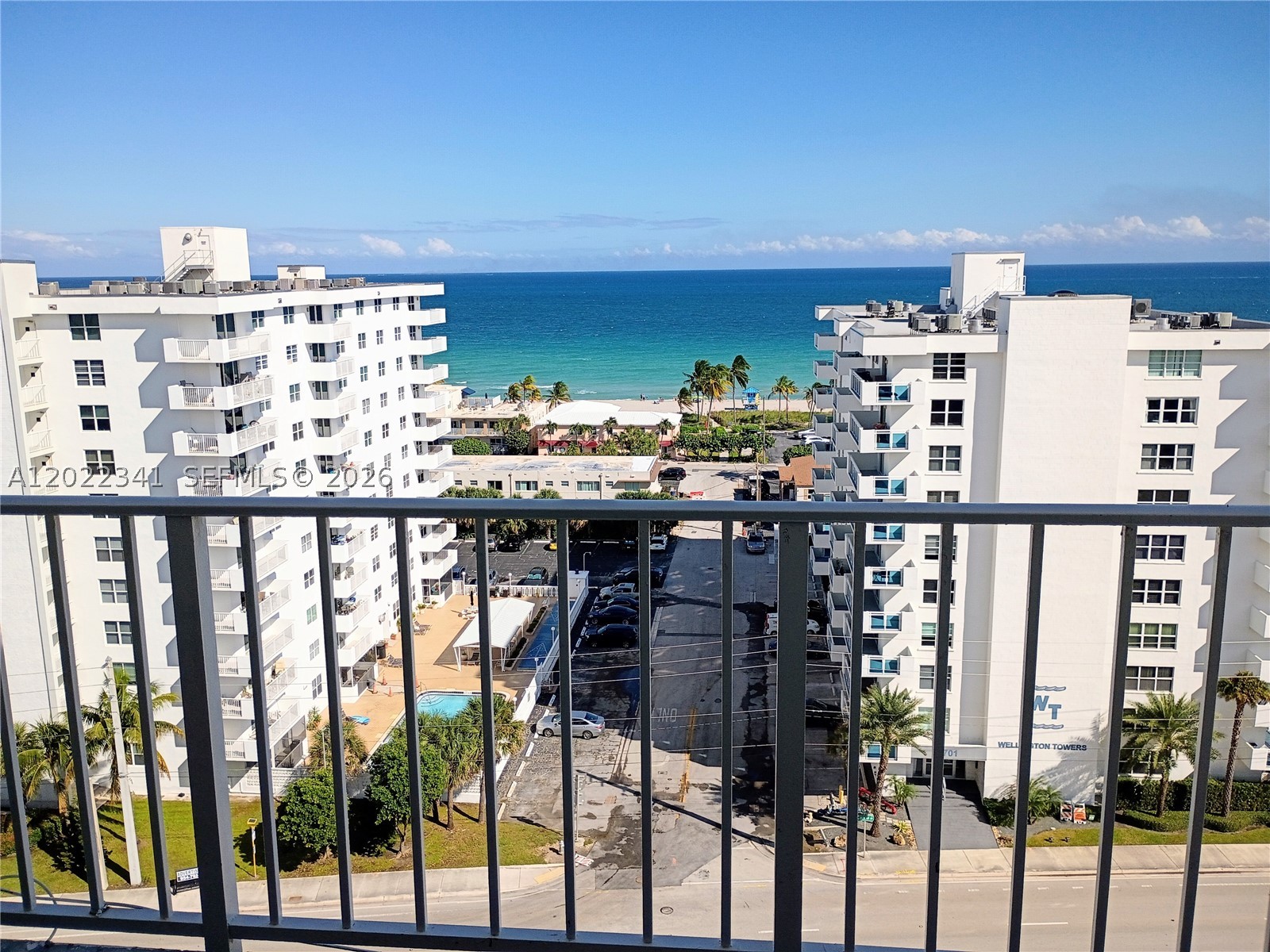1410 S Ocean Dr 1208 Property Photo 1