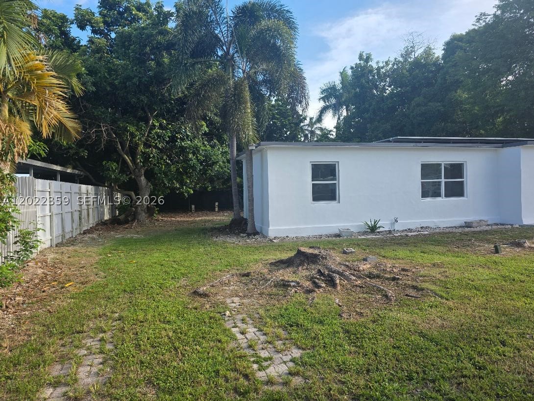 15340 Garfield Dr Property Photo 4