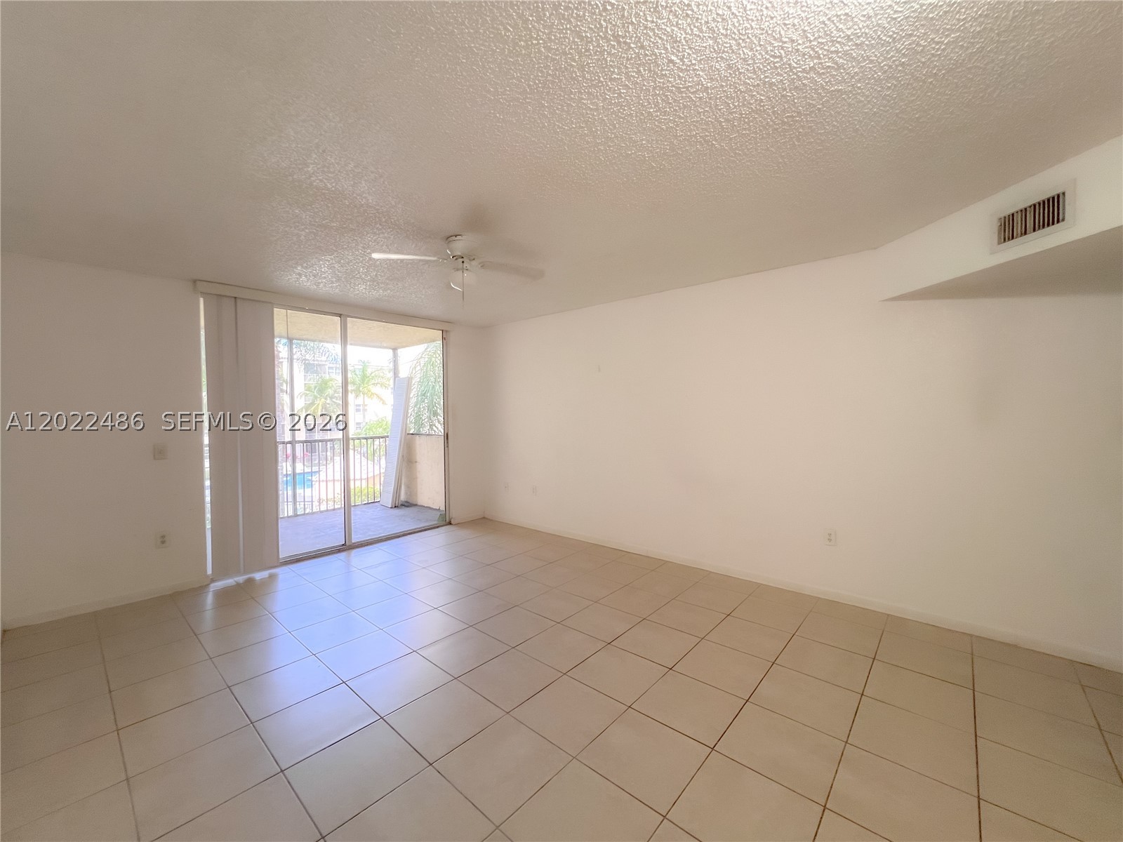 8245 Lake Dr 308 Property Photo 5