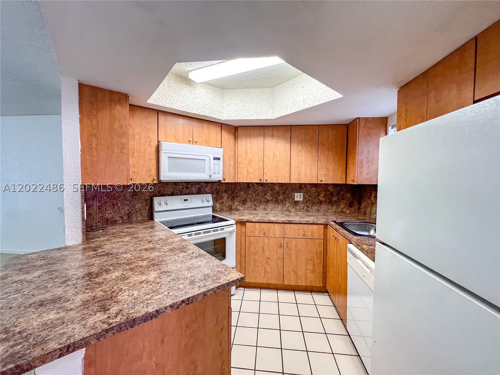 8245 Lake Dr 308 Property Photo 7