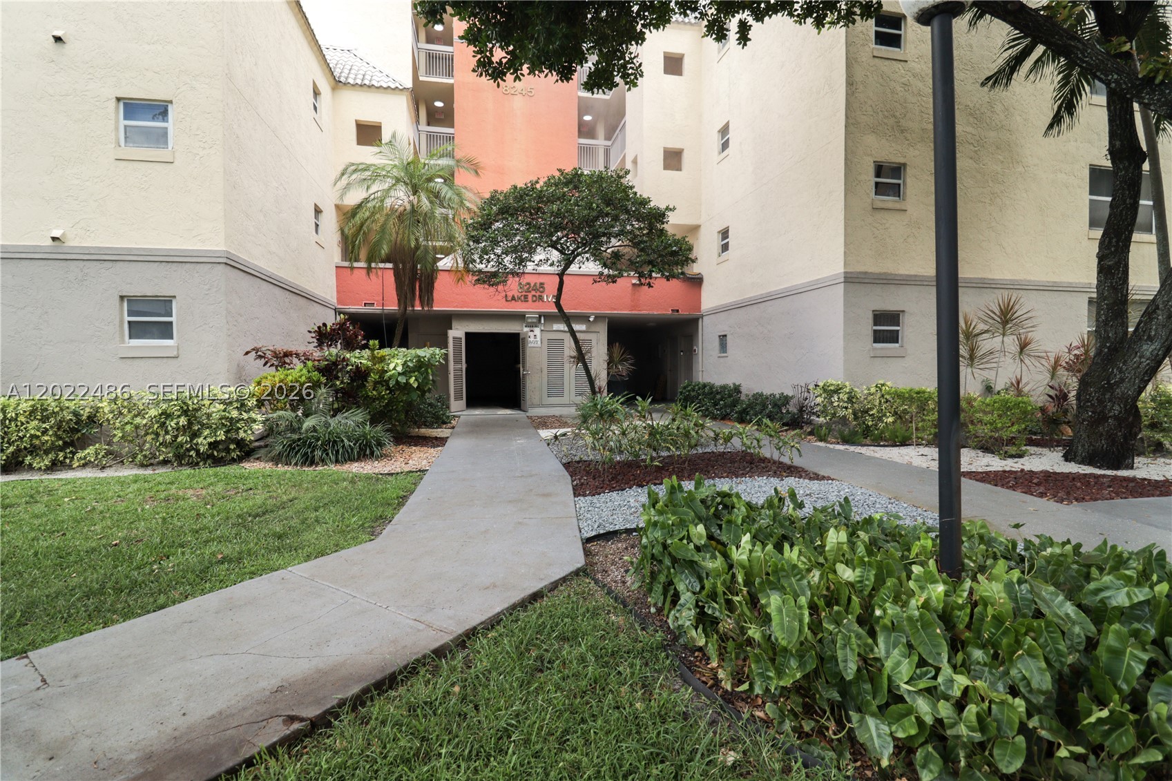 8245 Lake Dr 308 Property Photo 11